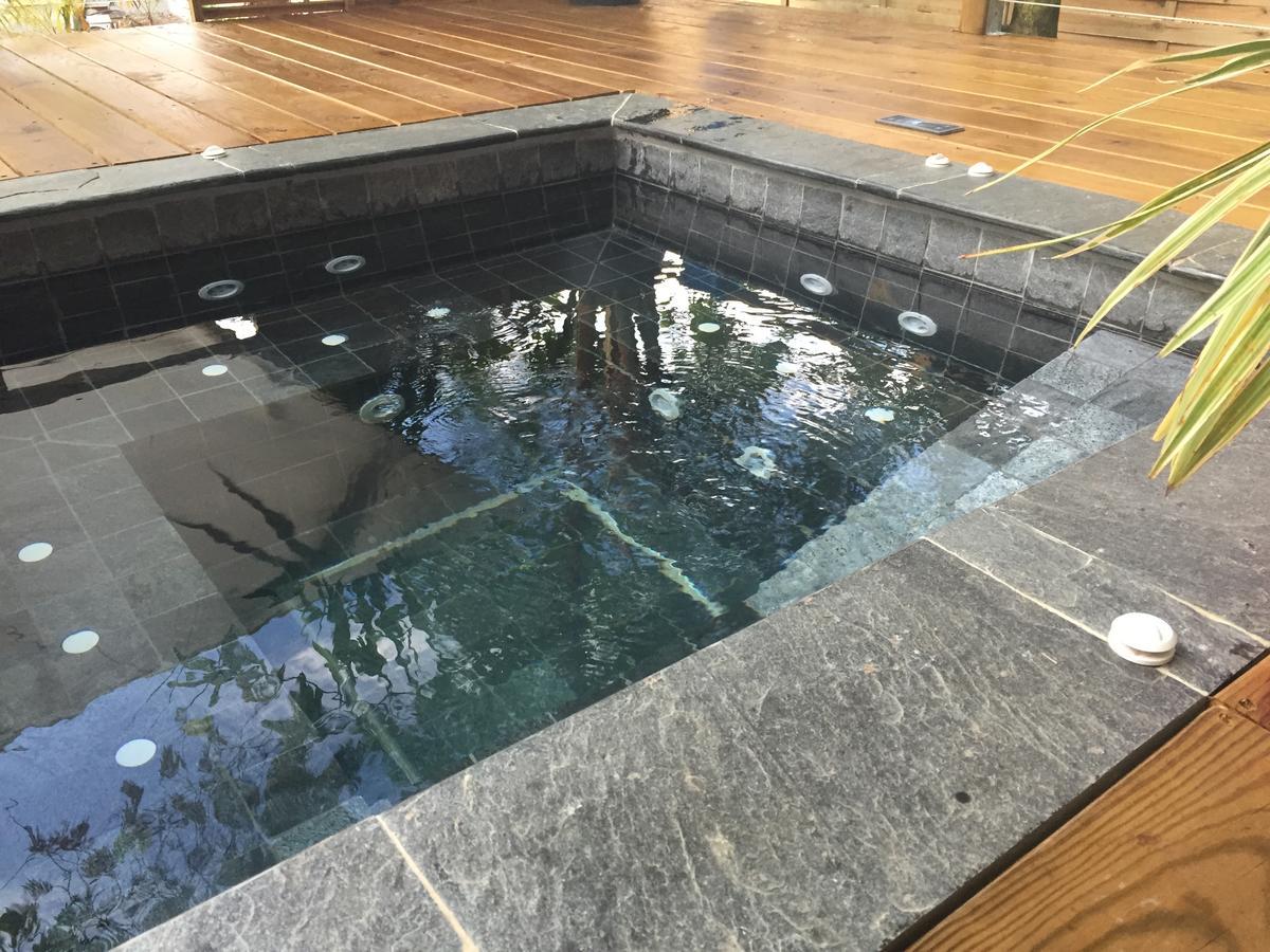 Le Lambablanc Bed & Breakfast Bras-Panon ภายนอก รูปภาพ