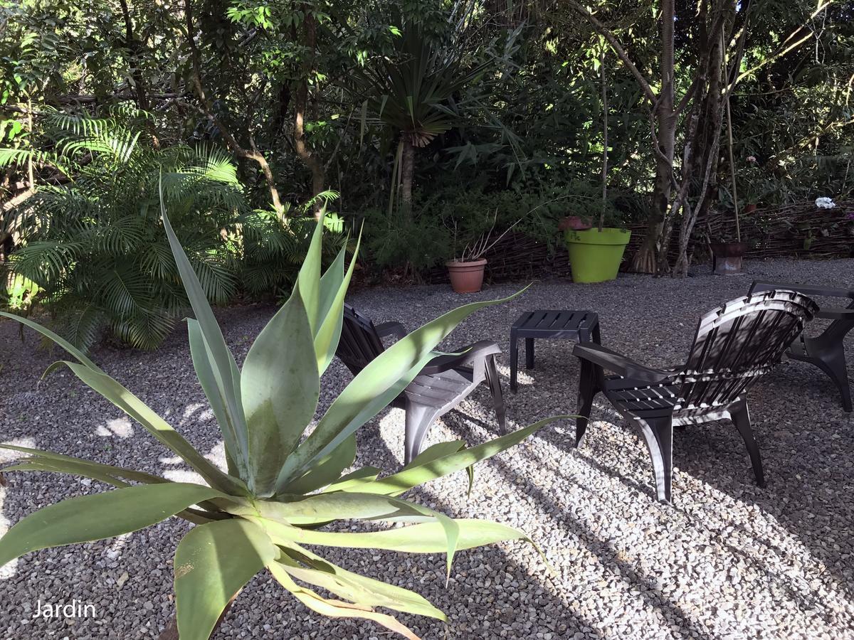 Le Lambablanc Bed & Breakfast Bras-Panon ภายนอก รูปภาพ