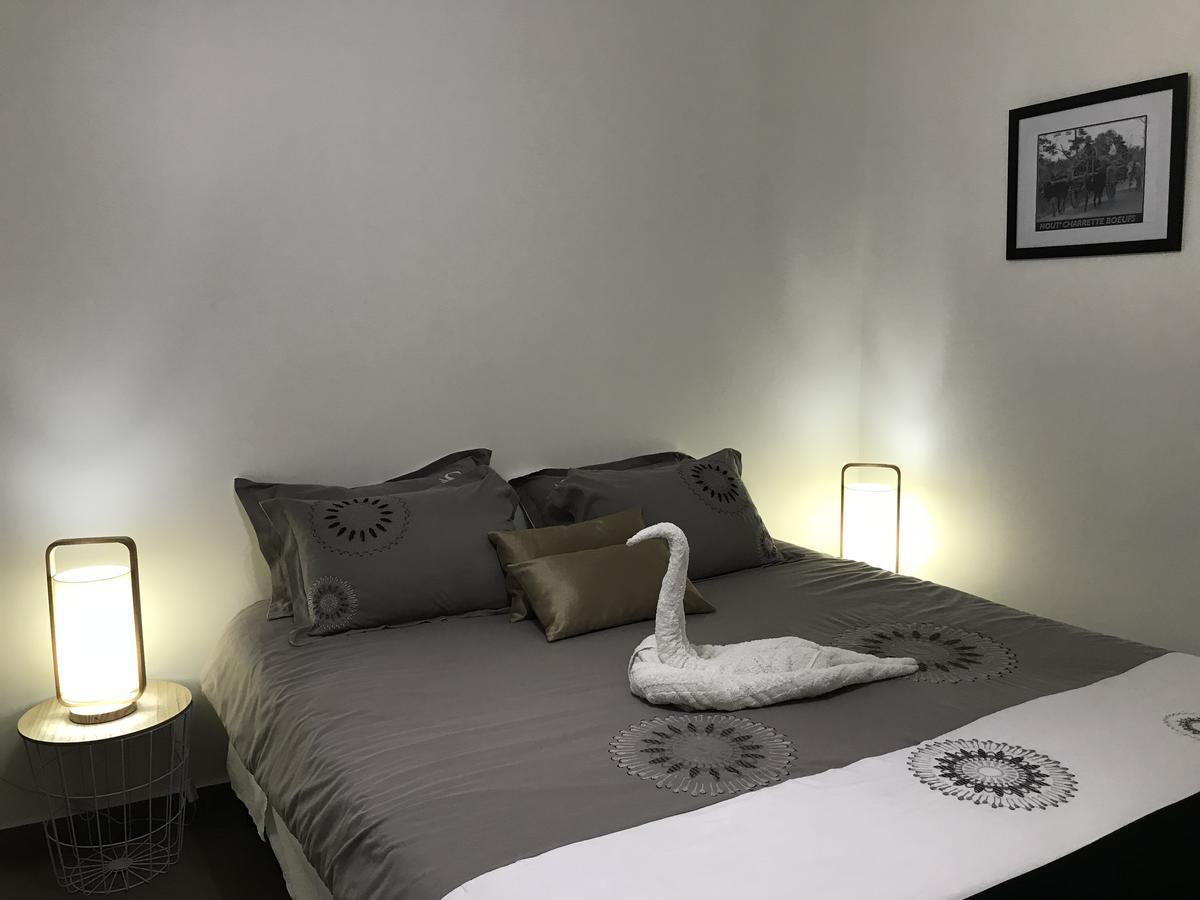 Le Lambablanc Bed & Breakfast Bras-Panon ภายนอก รูปภาพ